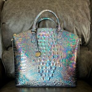 NWT Brahmin large Duxbury in Mother of Pearl. Smoke free. FIRM on price